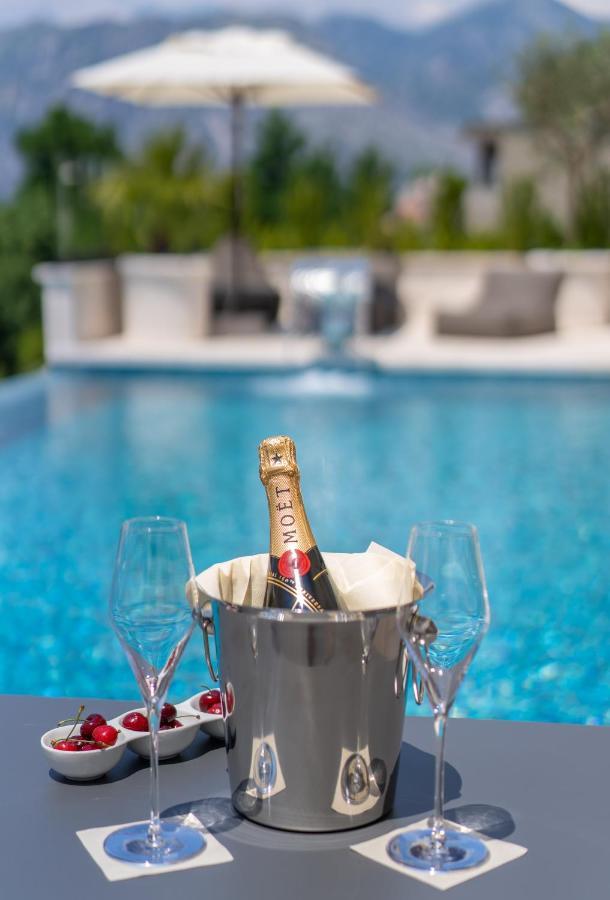R Palazzo Hotel Kotor Kültér fotó