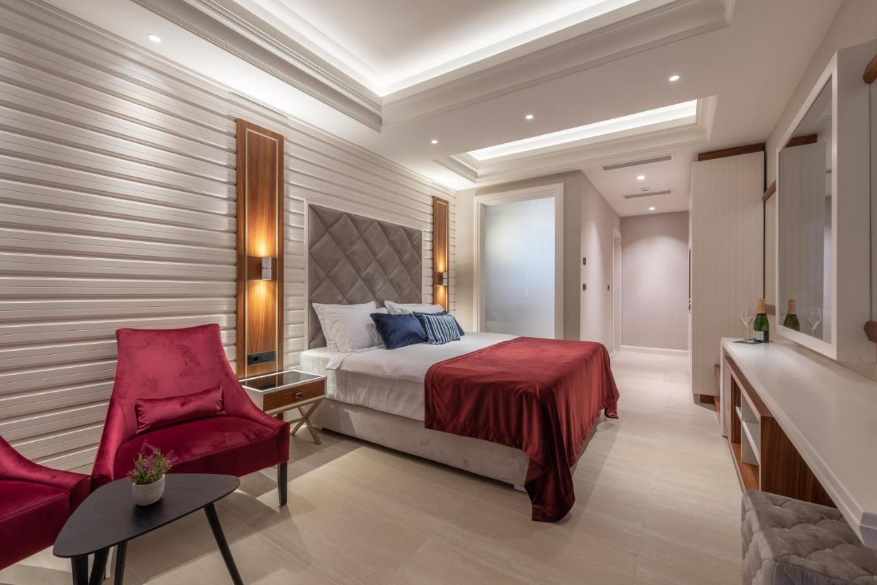 R Palazzo Hotel Kotor Kültér fotó