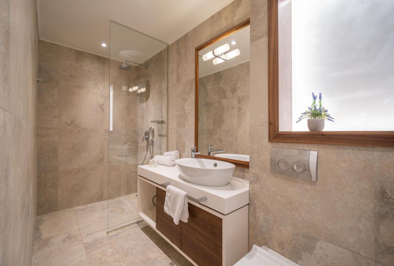 R Palazzo Hotel Kotor Kültér fotó
